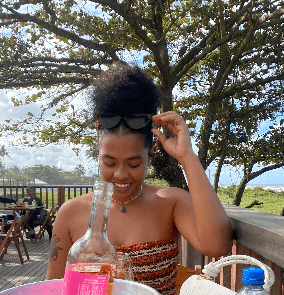 How to Care for 4B Curly Hair: Detangling, Moisture, and Styling Tips - Curldo