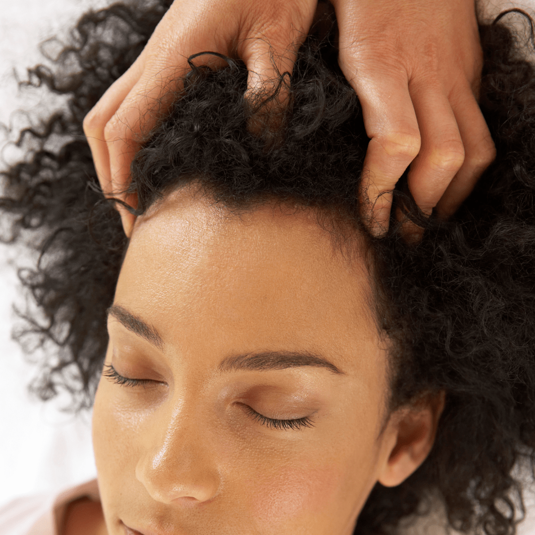 Itchy Scalp? Causes, Treatment, and Prevention - Curldo