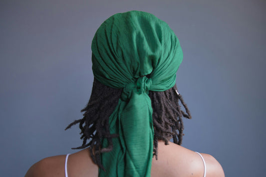 Why Your Curly Hair Needs a Sleep Bonnet - Curldo