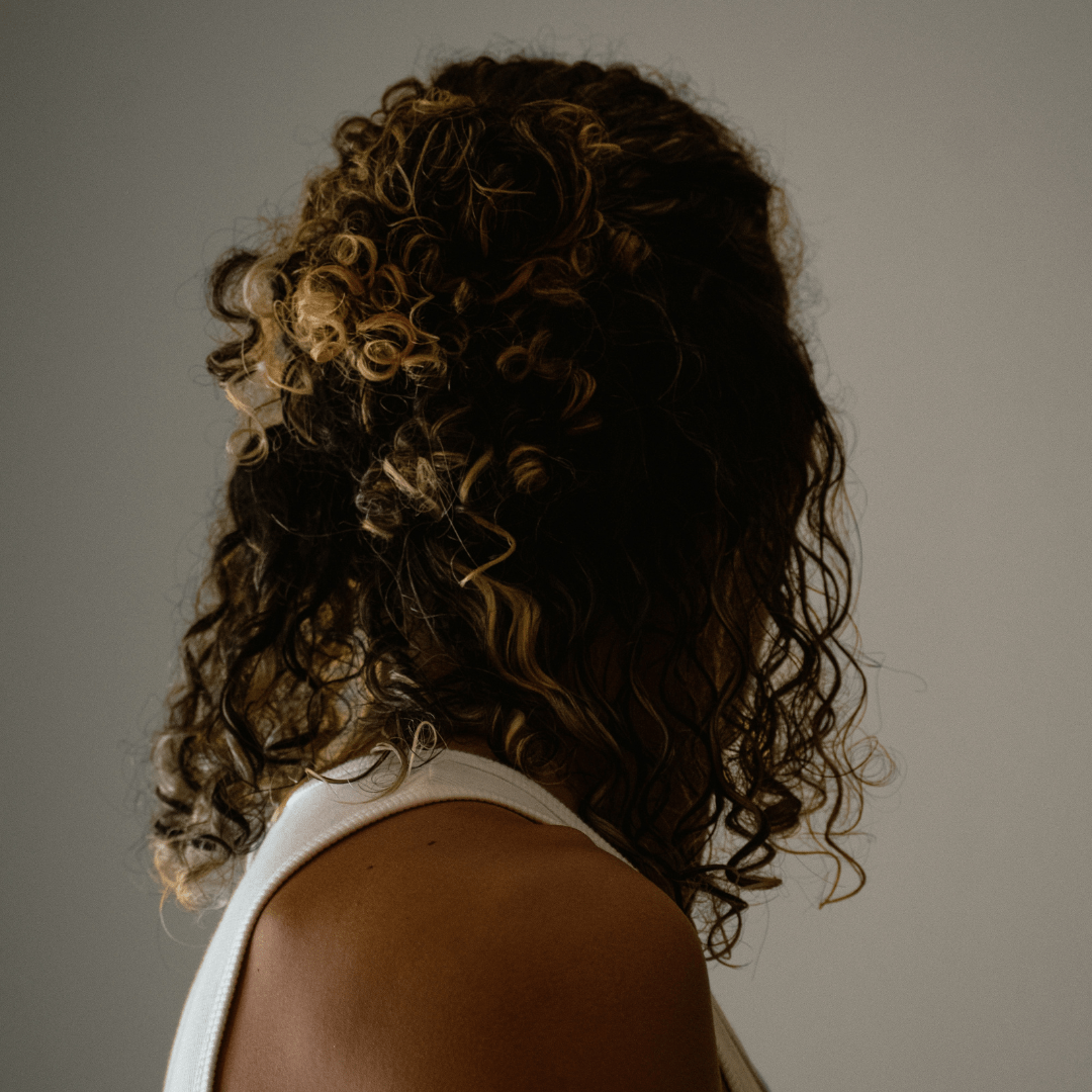 The Bowl Method: A Simple Technique for Hydrated, Frizz-Free Curls - Curldo