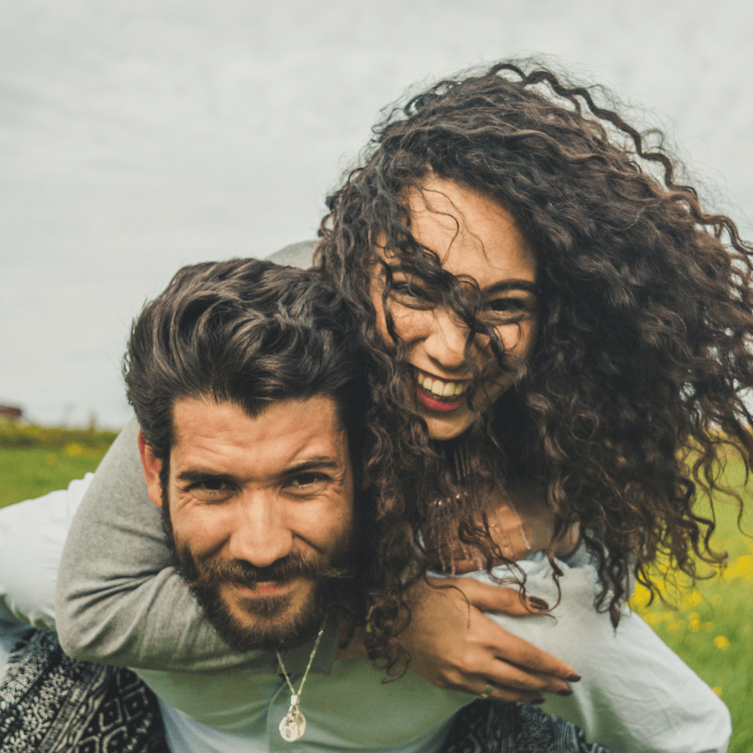 Wet vs. Damp Styling for Curly Hair: Which Is Better? - Curldo