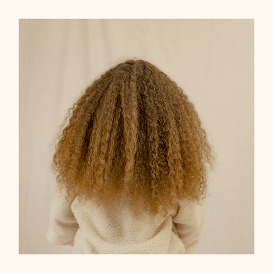 Why Satin Pillowcases Are Great for Curly Hair - Curldo